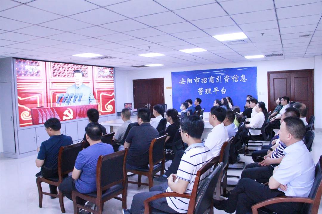 收看100周年大会1.jpg